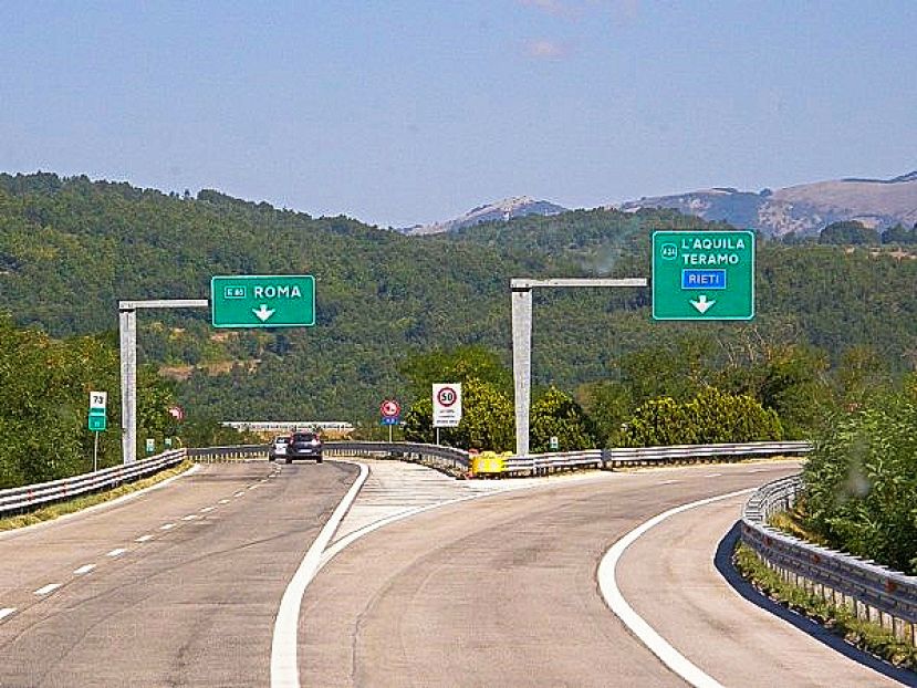 STRADA DEI PARCHI, IL MINISTERO BOCCIA LA PROPOSTA DI MODIFICA DEL TRACCIATO DELL'A24-25