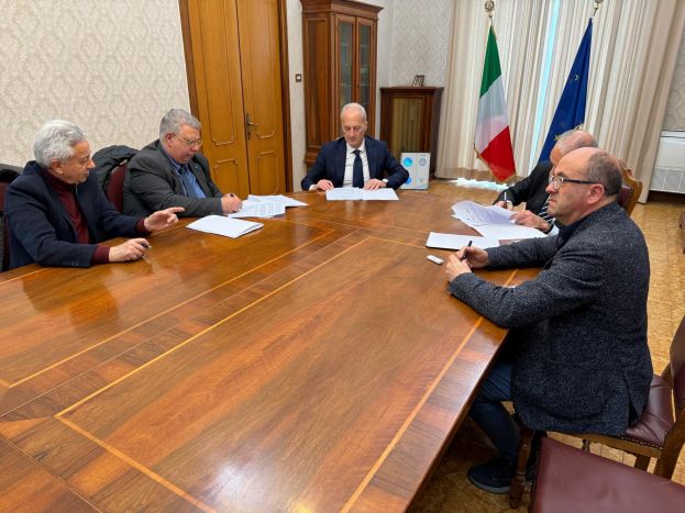 Firma del protocollo