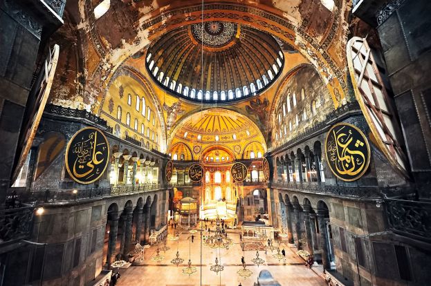 ISLAM, A SANTA SOFIA NOMINATO UN IMAM: SARA' DI NUOVO UNA MOSCHEA