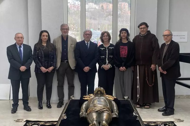 Restauro del Cristo morto