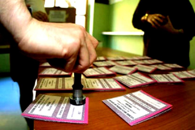 ORICOLA, STRAVOLTE LE SEZIONI ELETTORALI