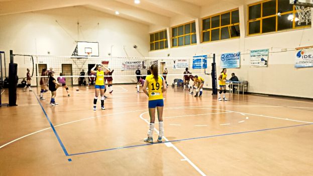TRASFERTA "AMARA"PER IL VOLLEY CARSOLI SCONFITTO PER 3 SET A 0 DAL ROSETO