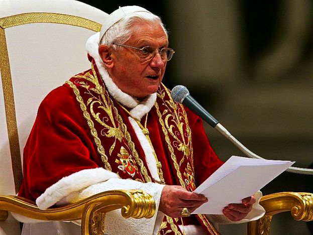 BENEDETTO XVI RITORNI A FARE IL PAPA REALE, FRANCESCO RITORNI A FARE IL CARDINALE. SALVIAMO LA CHIESA
