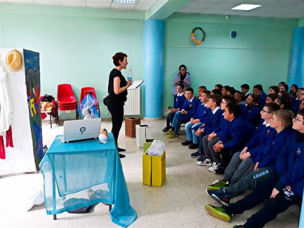 Alunni della scuola primaria dell'I.C. "Ignazio Silone"