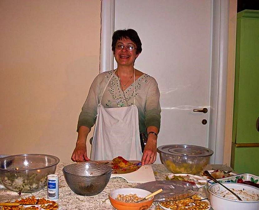 CARSOLI, L'ULTIMO SALUTO A FARNAZ MIRZAPOOR: "IL TUO SORRISO ED ENTUSIASMO SONO STATI CONTAGIOSI"