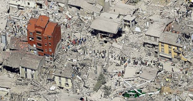 SISMA, SALE A 73 IL NUMERO DELLE VITTIME: ANCORA TANTI DISPERSI