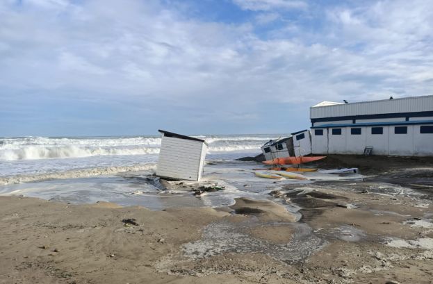 Mareggiata ad Alba Adriatica