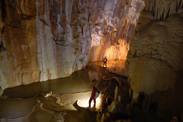 IL CASO DELLE GROTTE DI PIETRASECCA:TUTTE LE DOMANDE VERITA' DI DOMENICO D'ANTONIO