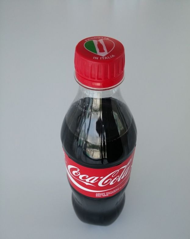 COCA-COLA SEMPRE PIU' ITALIANA.AD ORICOLA SI PRODURRANNO 54 MILIONI DI BOTTIGLIE CON IL TRICOLORE