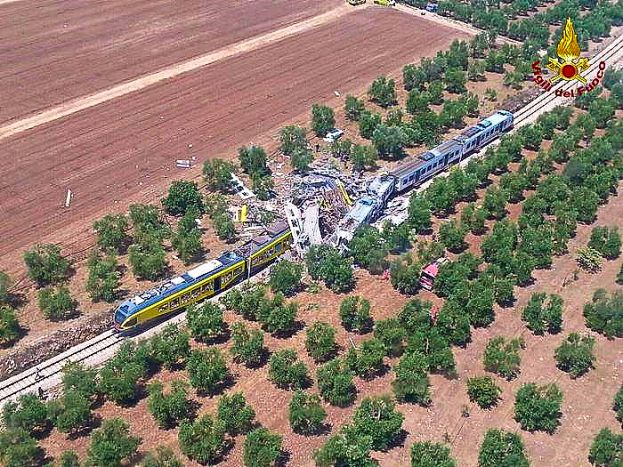 SCONTRO FRA TRENI IN PUGLIA, 10 VITTIME E DIVERSE DECINE DI FERITI