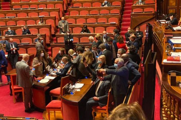 Bagarre in Senato