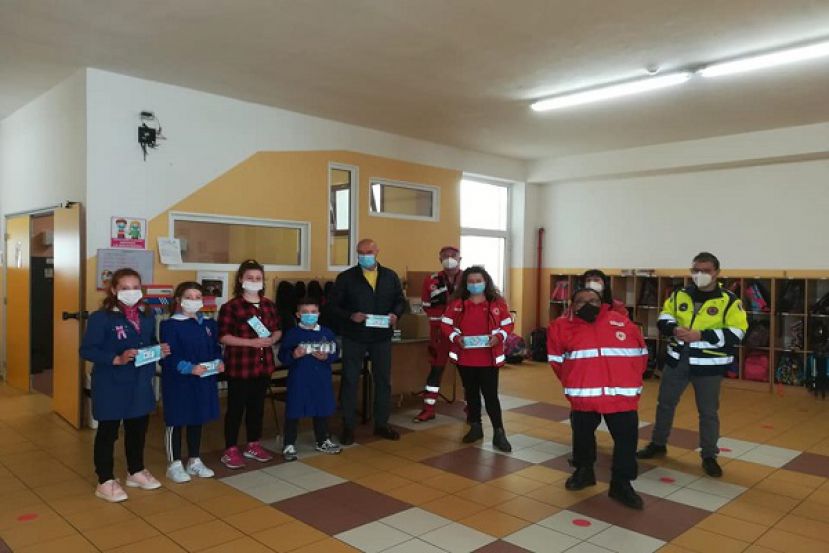 Mascherire alla scuola primaria