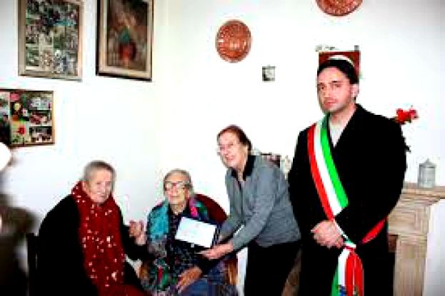ORICOLA, LA "NONNINA DELLA PIANA DEL CAVALIERE" HA COMPIUTO 102 ANNI