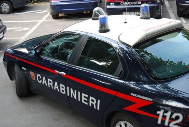 46ENNE MARSICANO COLTO IN FLAGRANTE METRE TENTA DI RUBARE IN UN DEPOSITO DELLE FS A CARSOLI:ARRESTATO DAI CARABINIERI