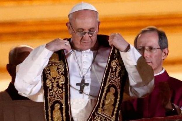 "UN'OPERA DEL DEMONIO".QUEL PENSIERO DI BERGOGLIO SULLE UNIONI TRA OMOSESSUALI