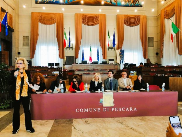 In primo piano Dott.ssa Assunta Di Basilico