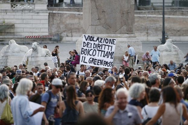 Violenza e Green Pass