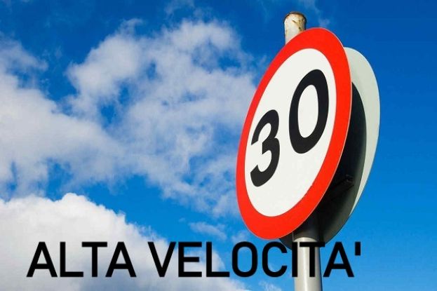 ORICOLA - IN SERATA ANCORA UNA SEGNALAZIONE DI MACCHINA AD ALTA VELOCITA' IN LOC.PEZZETAGLIE