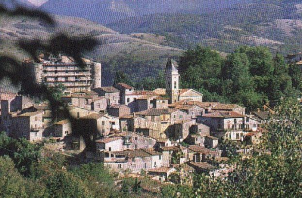 RIOFREDDO,UCCIDE LA COMPAGNA E POI TENTA IL SUICIDIO