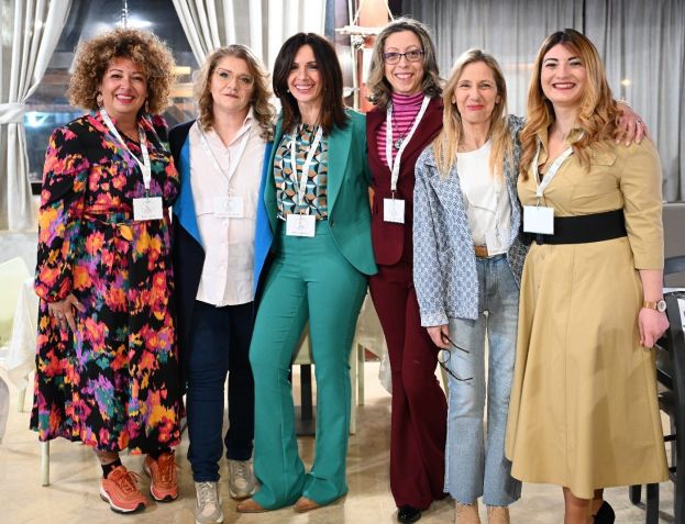 da sx Tania Fatone, Antonella De Donatis, Martina Baboro, Francesca Di Giuseppe. Elisabetta Di Francesco, Giorgia Altobelli