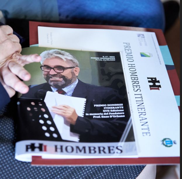 Prof.re Enzo D'Urbano