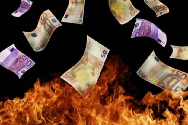 ANALISTI IMPIETOSI:ITALIA E PORTOGALLO SONO LA NUOVA GRECIA
