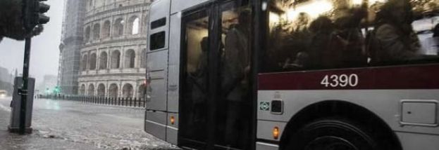 ROMA,NUOVA ALLERTA METEO PER LA CAPITALE:CODICE GIALLO PER LITORALE E ANIENE