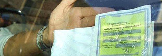 RCAUTO,CAMBIA NEL DECRETO COMPETITIVITA':ARRIVANO SCATOLA NERA,SCONTI E TUTOR