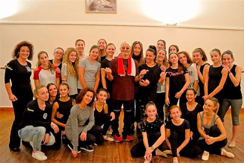 Foto di gruppo alla Palestra Athlon