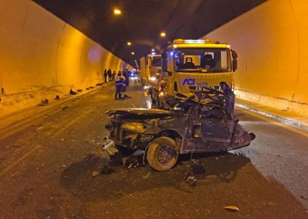 INCIDENTE CHOC IN ABRUZZO,UBRIACO IN SUV TRAVOLGE UN AUTO:DUE MORTI,UNO DECAPITATO