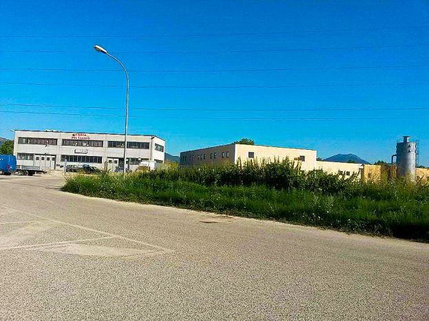 LADRI IN AZIONE A CIVITA DI ORICOLA: NOTA MOTOFFICINA PRESA DI MIRA