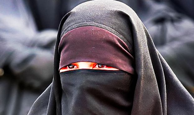 Donna Con Il Burqa
