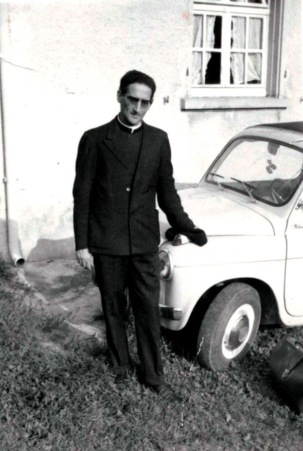 DON ANTONIO ROSA, PARROCO DI CARSOLI