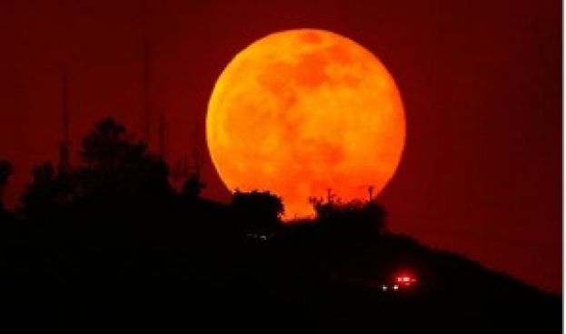 SEI COSE DA NON PERDERE SULLA SUPERECLISSI DI DOMENICA