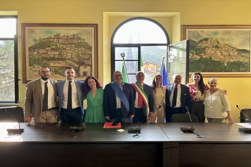 Foto di gruppo della nuova amministrazione