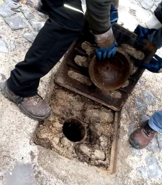 CARSOLI,TOMBINI OTTURATI DA ANNI : DIPOSTI INTERVENTI URGENTI DI SPURGO E BONIFICA