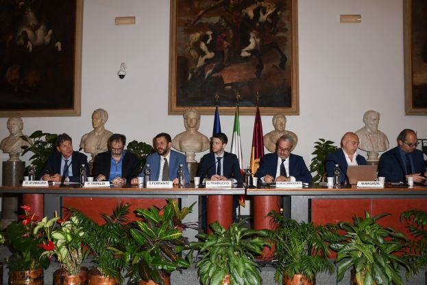 Stati Generali Tavolo (foto Roberto Cimini)