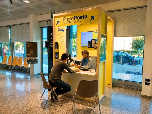 PUNTO POSTE CASA &amp; FAMIGLIA