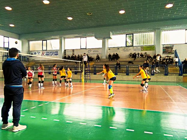 CARSOLI, AL VIA IL MINI VOLLEY DOMENICA POMERIGGIO ALLE 15:30 NELLA PALESTRA COMUNALE