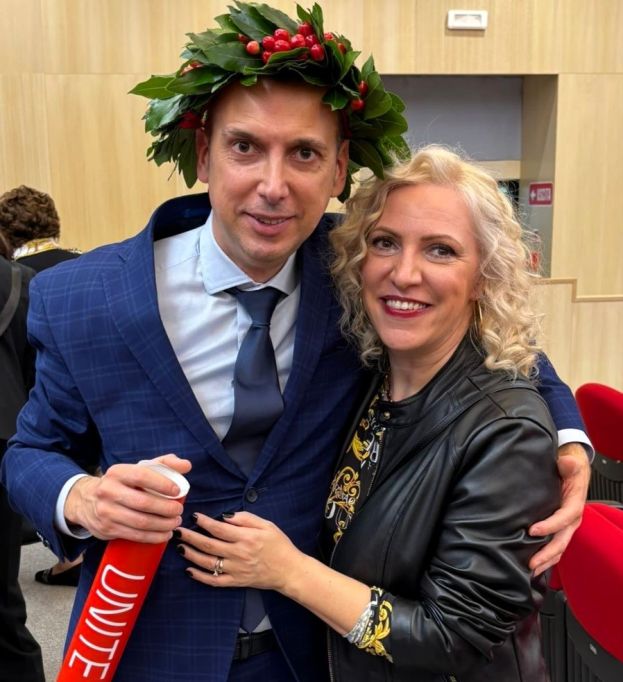 Pierpaolo Di Renzo con la sua 'musa ispiratrice' Alfonsina, moglie e collega in Poste