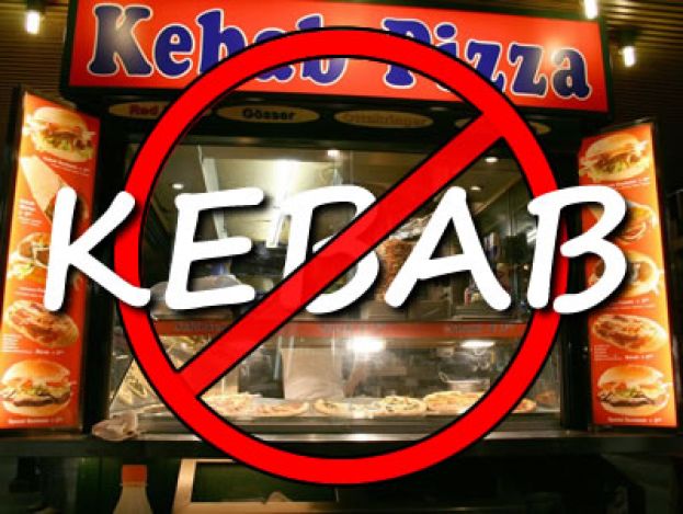 "NO A KEBAB E SUSHI NEI CENTRI STORICI", IN MARCIA CON I TRATTORI A ROMA PER DIFENDERE IL MADE IN ITALY
