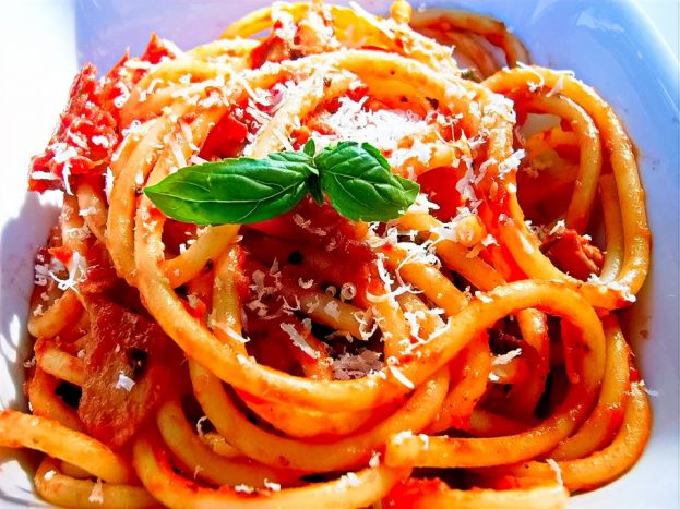 A ROMA IL KIT PER L'AMATRICIANA A SOSTEGNO DEI TERREMOTATI: DOVE ACQUISTARLO