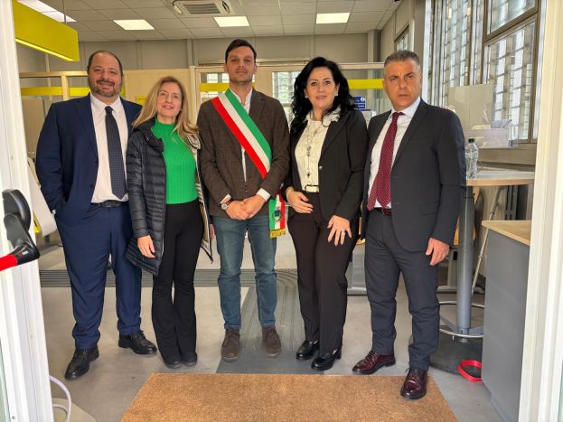 Dipendenti Postali insieme al Sindaco