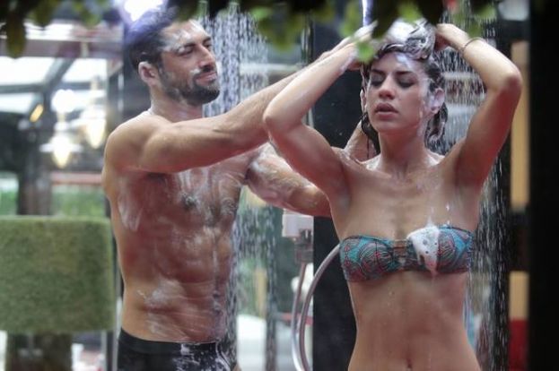 GF14,IL 20ESIMO GIORNO TRA TUFFI,FLIRT E DOCCE SUPER HOT