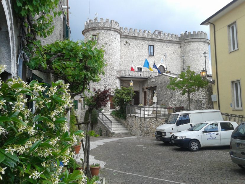 Castello di Oricola