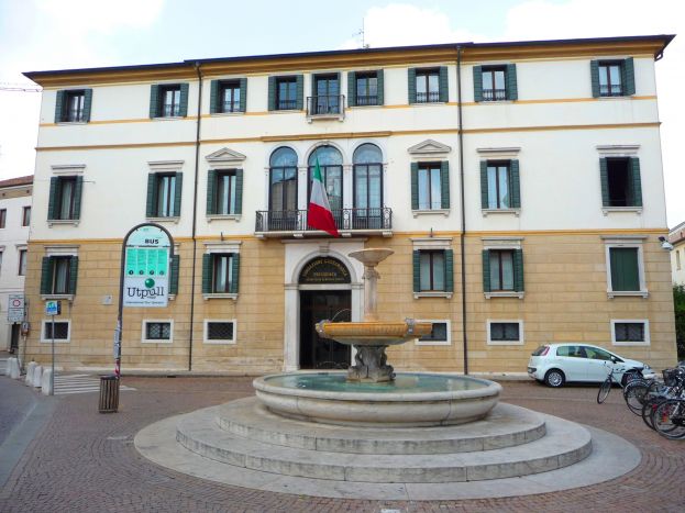 Cà Spineda