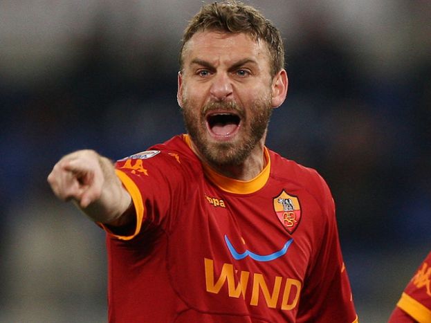 INSULTO RAZZISTA DI DE ROSSI NEI CONFRONTI DEL GIOCATORE MANDZUKIC