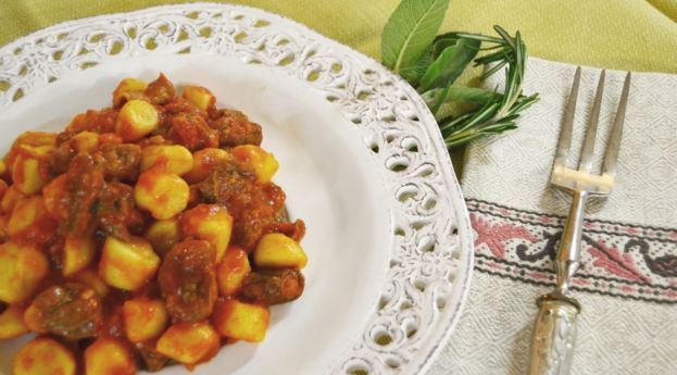 POGGIO CINOLFO,SAGRA DEGLI GNOCCHI AL CASTRATO