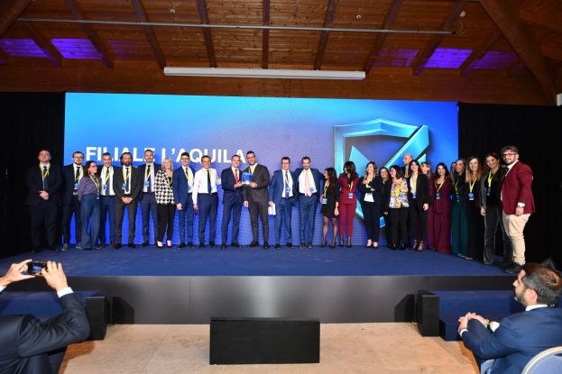 Una rapprensentanza della Filiale provinciale dell'Aquila premiata a Roma